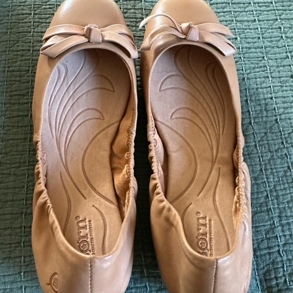 Born Tan Leather Bow Ballet Flats